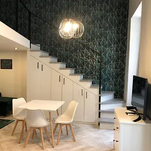  Apartamento In V.