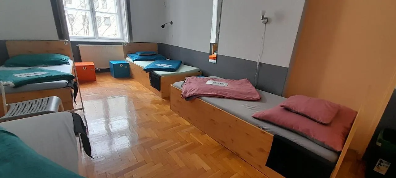 B3 Hostel Будапешт Апартаменты